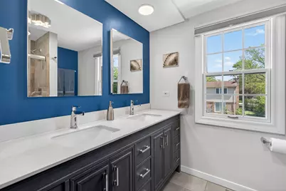 4019 Crestwood Drive, Northbrook, IL 60062 - Photo 20