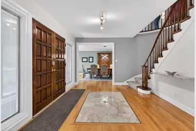 4019 Crestwood Drive, Northbrook, IL 60062 - Photo 2