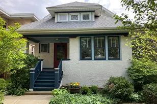 424 N Harvey Ave, Oak Park, IL 60302 - Photo 1
