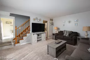 6 Tower Ct, Downers Grove, IL 60516 - Photo 4