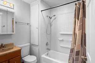 116 E Fuller St, Freeport, IL 61032 - Photo 12