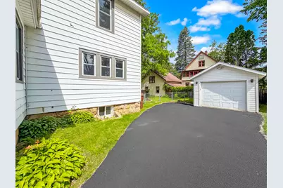 116 E Fuller Street, Freeport, IL 61032 - Photo 18