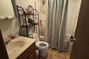 611 E 7th St, Gibson City, IL 60936 - Photo 16