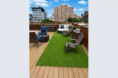 540 W Oakdale Avenue #4E, Chicago, IL 60657 - Photo 4