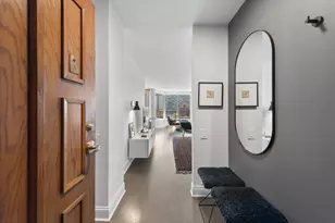 4170 N Marine Dr, Chicago, IL 60613 - Photo 2