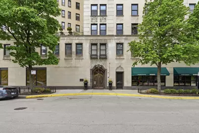 2000 N Lincoln Park W #1614, Chicago, IL 60614 - Photo 2