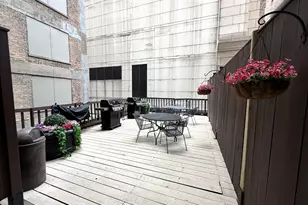 40 E Delaware Pl, Chicago, IL 60611 - Photo 18