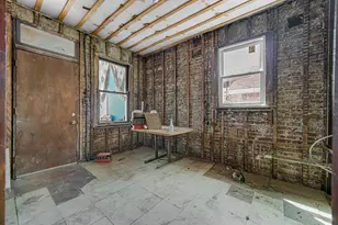 11317 S Indiana Ave, Chicago, IL 60628 - Photo 16