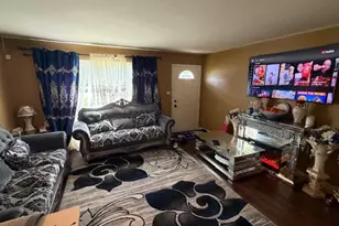 27W088 Evelyn Ave, Winfield, IL 60190 - Photo 4