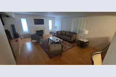 188 N Bloomingdale Road, Bloomingdale, IL 60108 - Photo 4