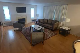 188 N Bloomingdale Rd, Bloomingdale, IL 60108 - Photo 4