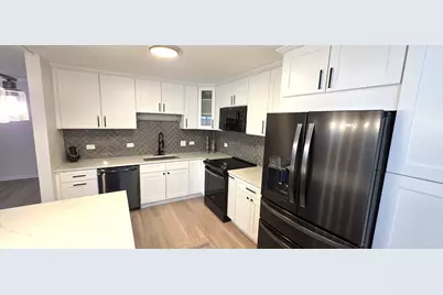 375 Plum Creek Drive #412, Wheeling, IL 60090 - Photo 32