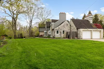 227 Miraflores Avenue, Waukegan, IL 60087 - Photo 2