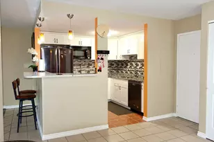 2015 S Finley Rd, Lombard, IL 60148 - Photo 2