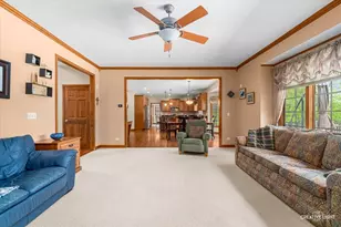 614 Pine St, Sugar Grove, IL 60554 - Photo 10