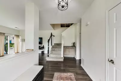 903 Sheridan Circle, Naperville, IL 60563 - Photo 2