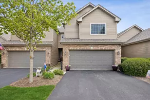 1479 Mackenzie Ln, Elgin, IL 60120 - Photo 1