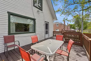 7220 N Hamilton Ave, Chicago, IL 60645 - Photo 18