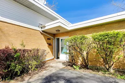 4050 Church Street, Skokie, IL 60076 - Photo 4