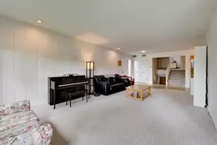 4050 Church St, Skokie, IL 60076 - Photo 4