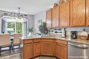 2636 Evergreen Cir, McHenry, IL 60050 - Photo 8