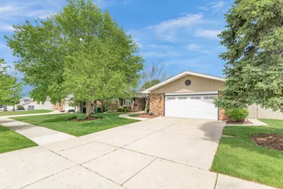 8144 Elizabeth Avenue, Orland Park, IL 60462 - Photo 2