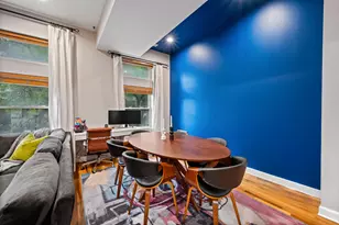 612 W Barry Ave, Chicago, IL 60657 - Photo 14