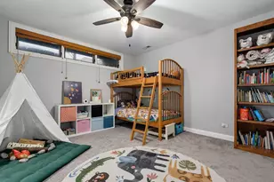 1945 W Erie St, Chicago, IL 60622 - Photo 22