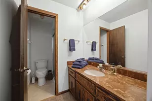 19W471 Deerpath Ln, Lemont, IL 60439 - Photo 22