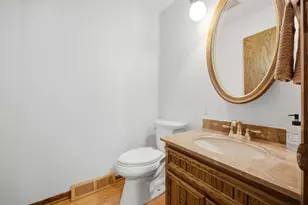 19W471 Deerpath Ln, Lemont, IL 60439 - Photo 16