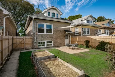 2421 Wesley Avenue, Berwyn, IL 60402 - Photo 28