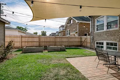2421 Wesley Avenue, Berwyn, IL 60402 - Photo 30