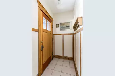 2421 Wesley Avenue, Berwyn, IL 60402 - Photo 2