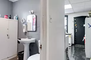 7140 S Winchester Ave, Chicago, IL 60636 - Photo 18