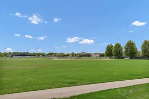 745 Quincy Dr, Roselle, IL 60172 - Photo 42