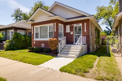 7926 S Merrill Street, Chicago, IL 60617 - Photo 2