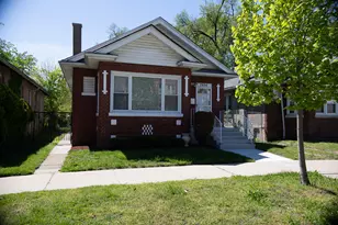 7926 S Merrill St, Chicago, IL 60617 - Photo 1