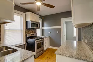 7926 S Merrill St, Chicago, IL 60617 - Photo 4