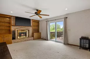 39W118 Baert Ln, Saint Charles, IL 60175 - Photo 14