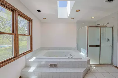 37 Mark Drive, Hawthorn Woods, IL 60047 - Photo 32