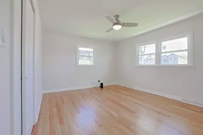 2232 Sprucewood Avenue, Des Plaines, IL 60018 - Photo 16