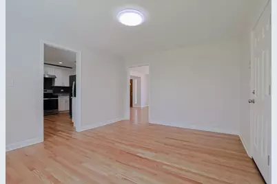 2232 Sprucewood Avenue, Des Plaines, IL 60018 - Photo 8