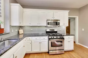 906 Secretariat Ct, Saint Charles, IL 60174 - Photo 14