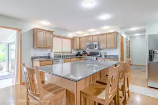 1213 Paddock Ct, Aurora, IL 60502 - Photo 12