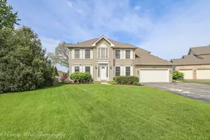 1213 Paddock Ct, Aurora, IL 60502 - Photo 2
