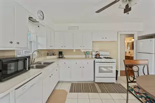 9520 Major Ave, Oak Lawn, IL 60453 - Photo 12