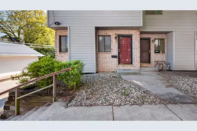 1108 E Jefferson Street #7, Bloomington, IL 61701 - Photo 28