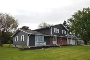 24704 2200 E St, Ohio, IL 61349 - Photo 1
