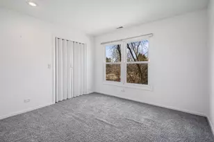 1100 Hidden Lake Dr, Buffalo Grove, IL 60089 - Photo 22