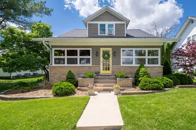 405 N Franklin Street, Roanoke, IL 61561 - Photo 1